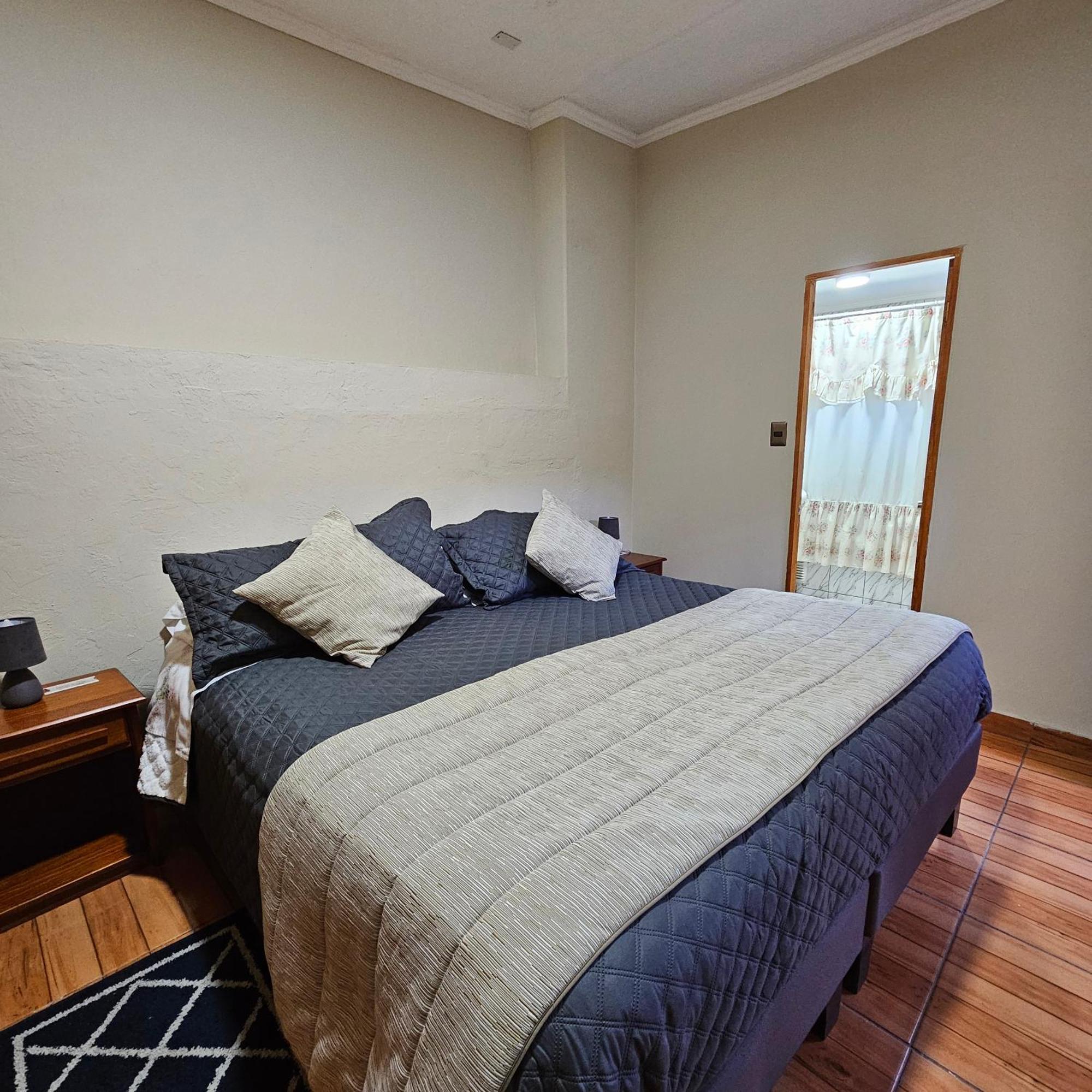 Hostal De Colon La Serena Extérieur photo