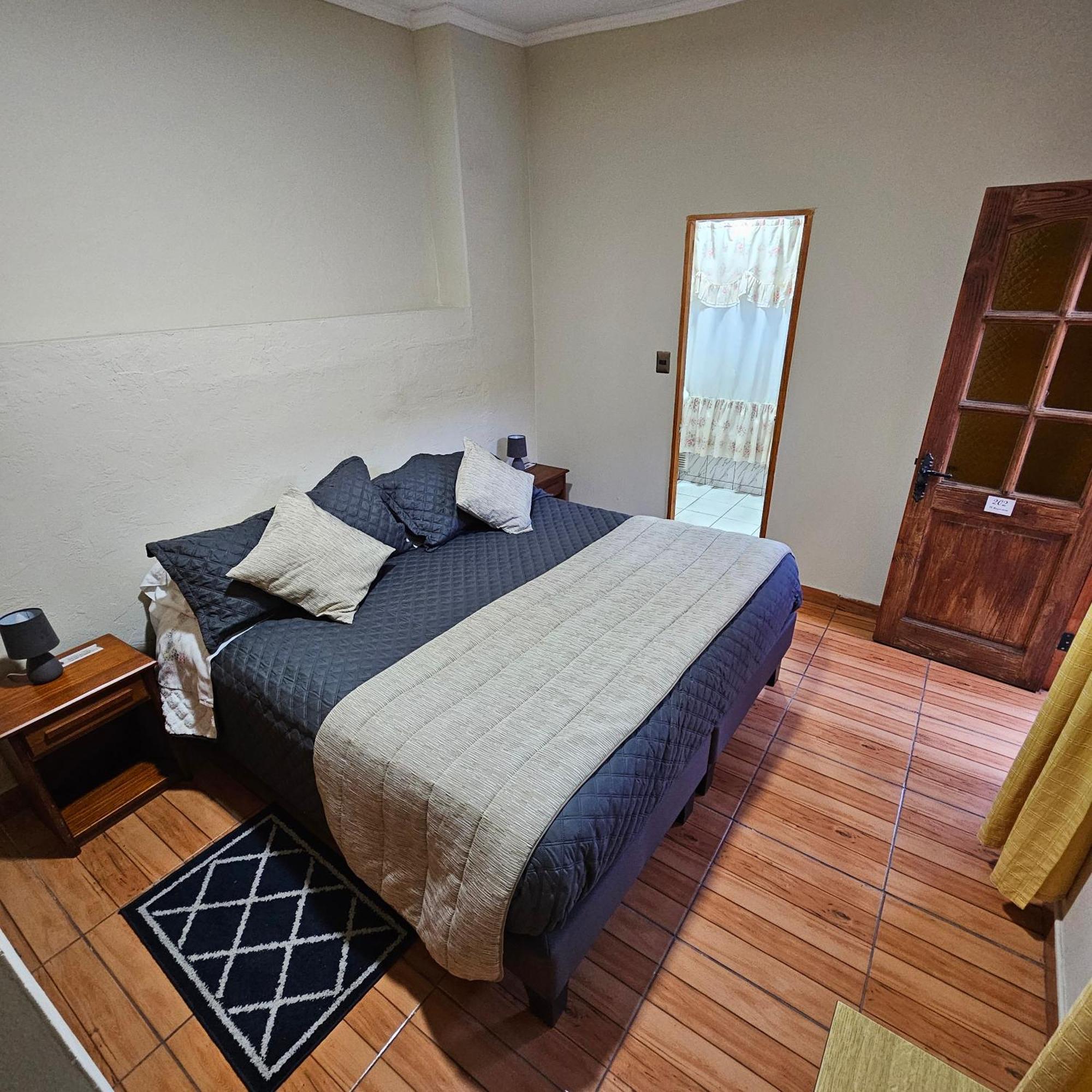 Hostal De Colon La Serena Extérieur photo