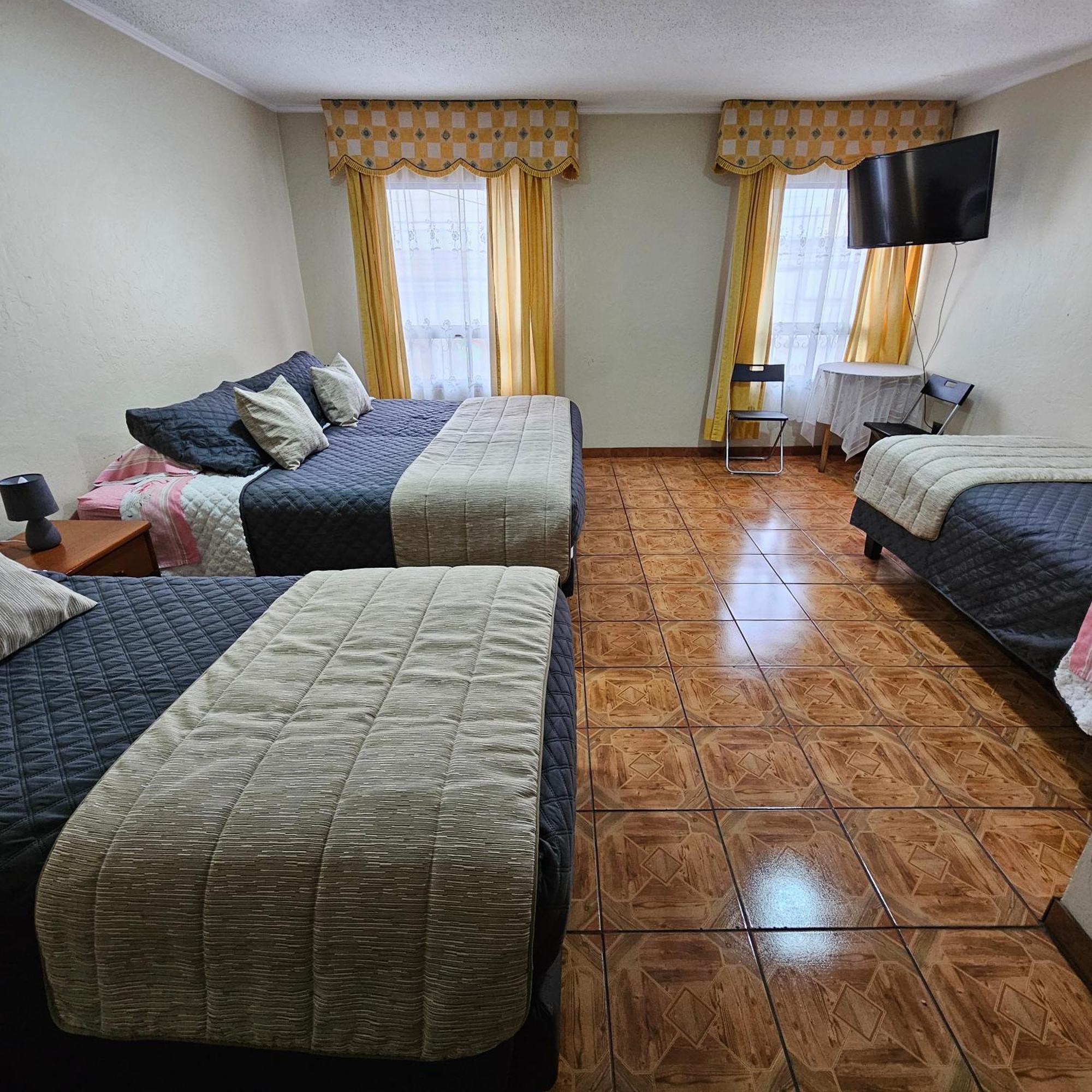 Hostal De Colon La Serena Extérieur photo