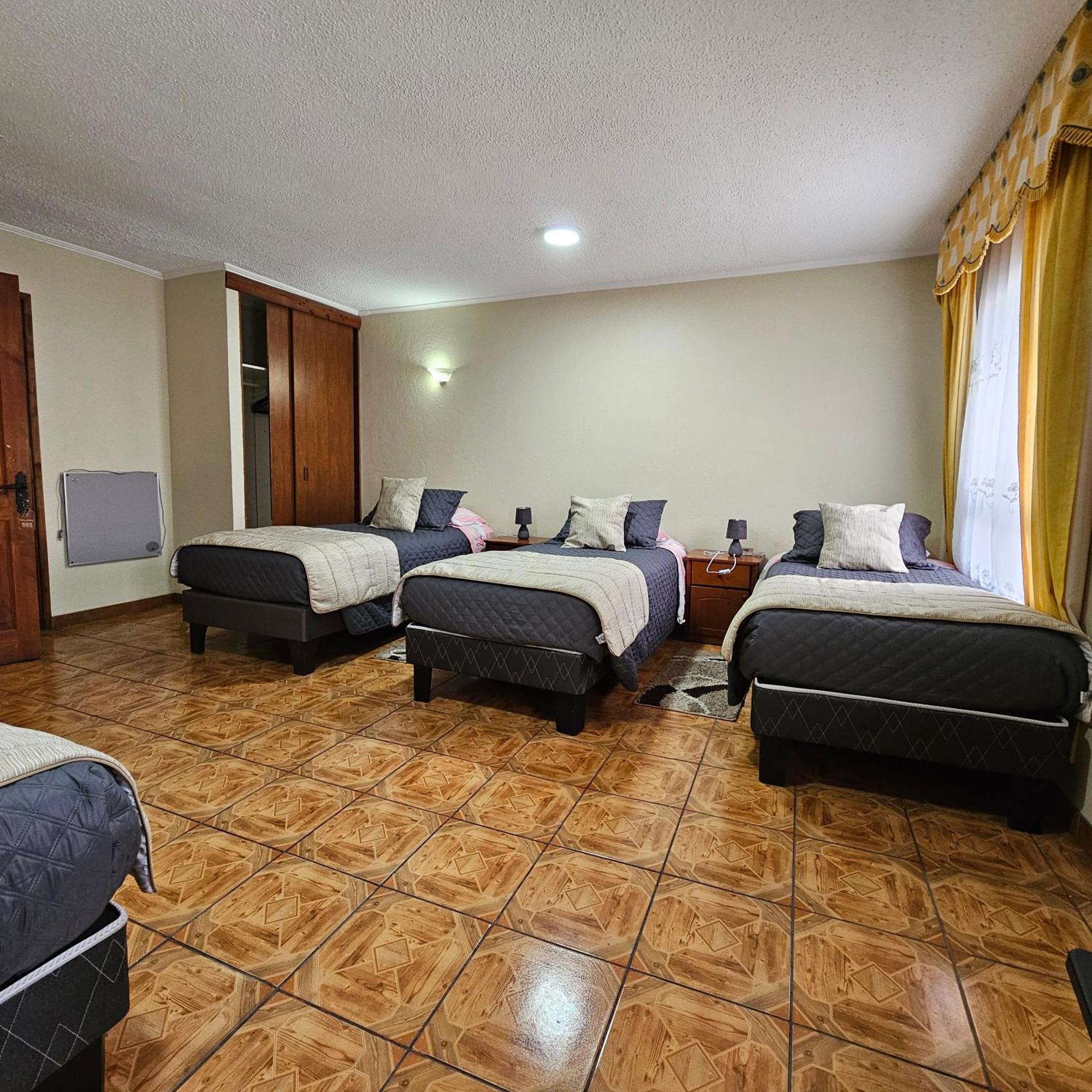 Hostal De Colon La Serena Extérieur photo